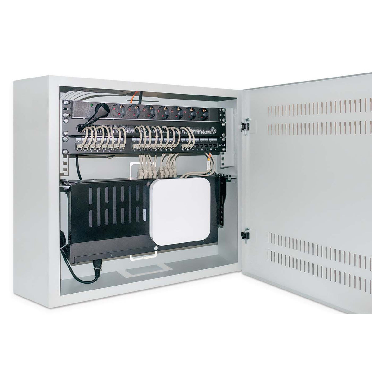16-Port Gigabit Ethernet PoE+ Web-Managed Switch with 2 SFP Ports Image 8