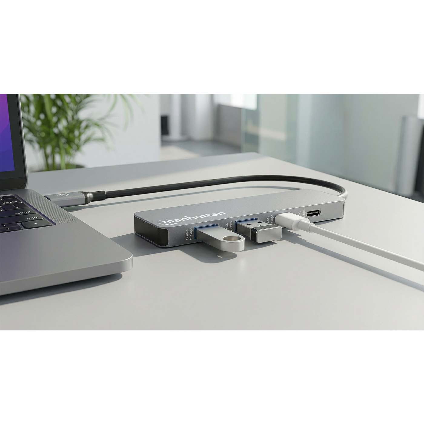 4-Port 10G USB-A / USB-C Combo Hub 2x2 Image 5