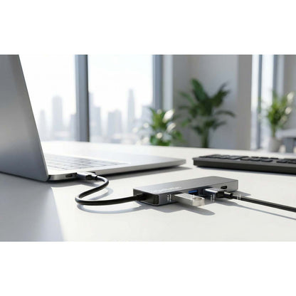 4-Port 10G USB-A / USB-C Combo Hub 3+1 Image 6