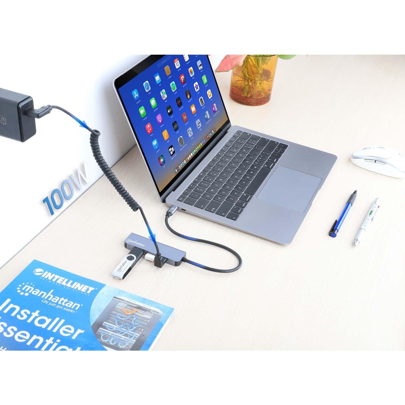 USB-C PD 4-in-1 HDMI 4K Docking Station / Multiport Hub Image 8